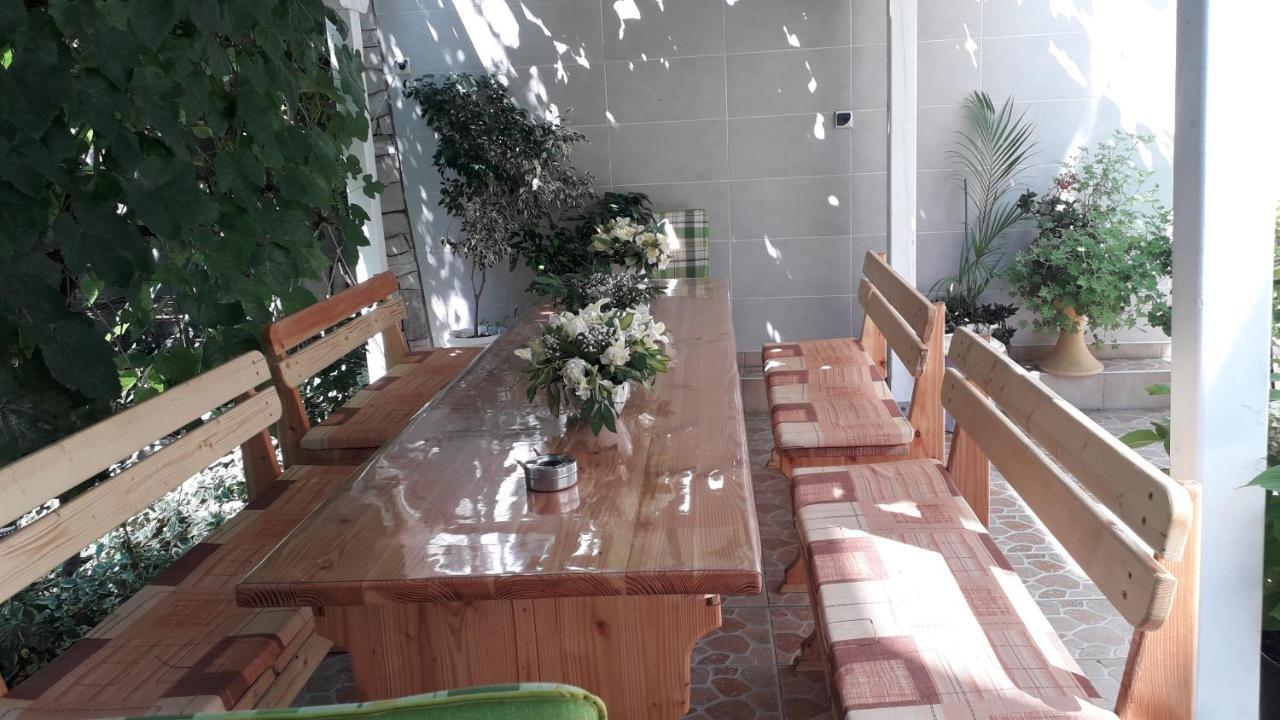 Veda Guest House Pomorie Exterior foto