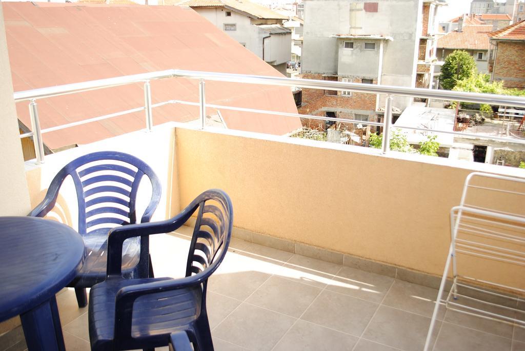 Veda Guest House Pomorie Exterior foto