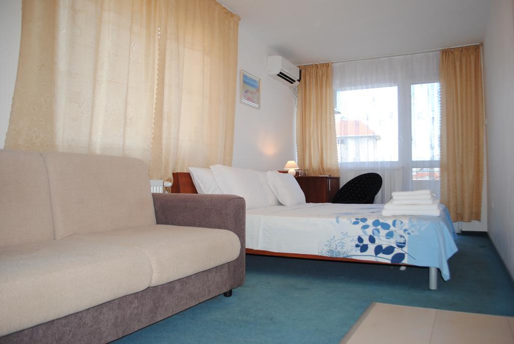 Veda Guest House Pomorie Exterior foto
