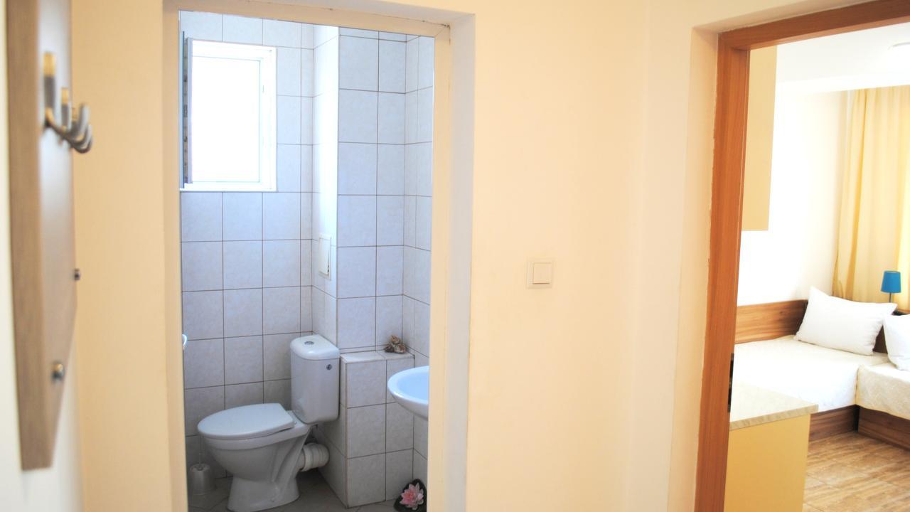 Veda Guest House Pomorie Exterior foto