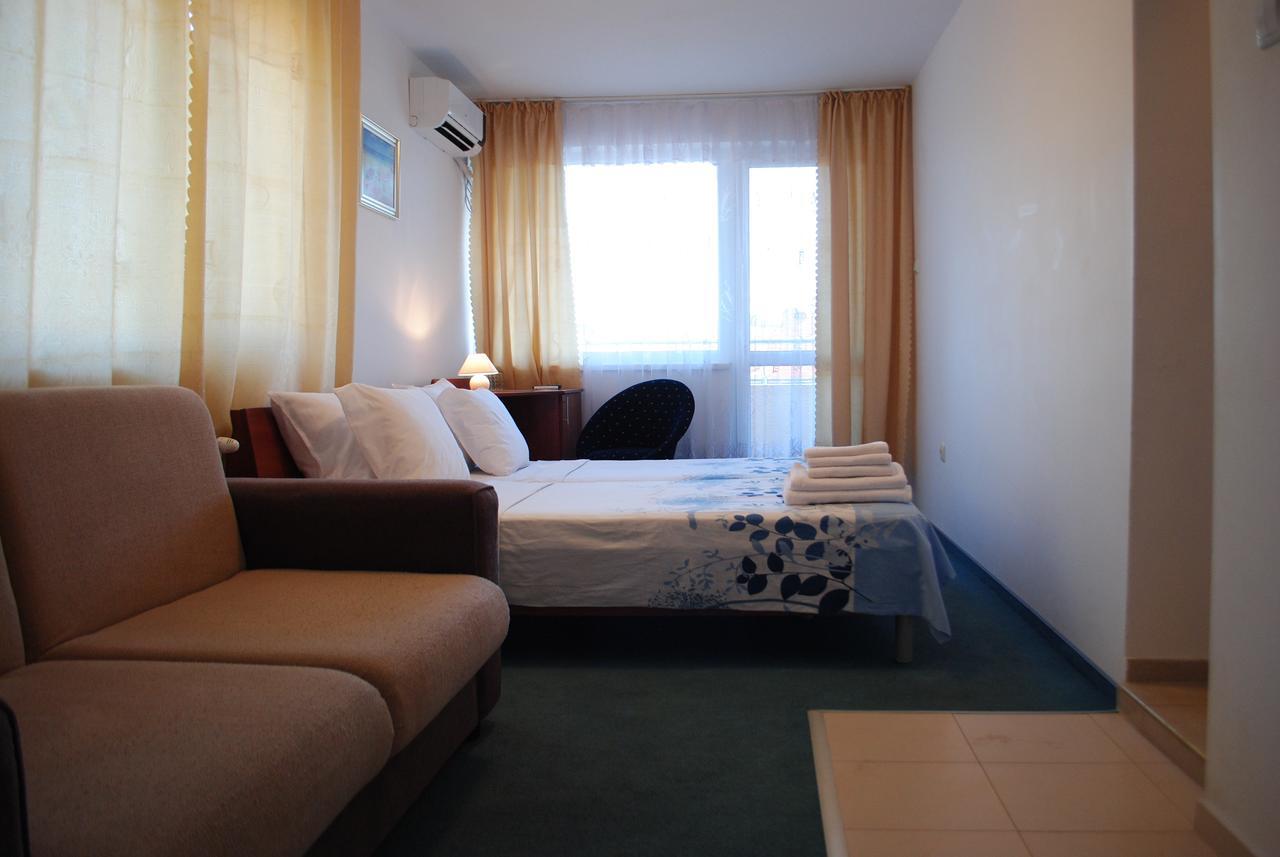 Veda Guest House Pomorie Exterior foto