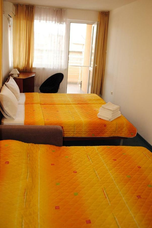 Veda Guest House Pomorie Exterior foto